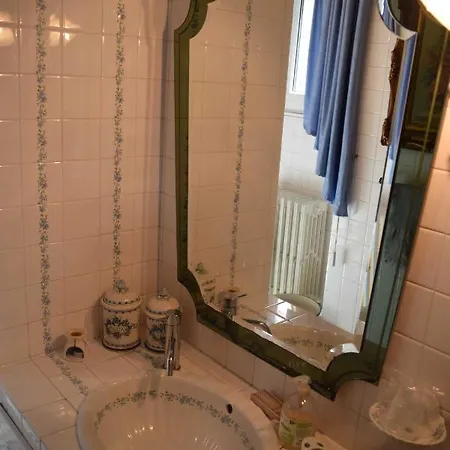 Moro - Family House ベッド・アンド・ブレックファスト *