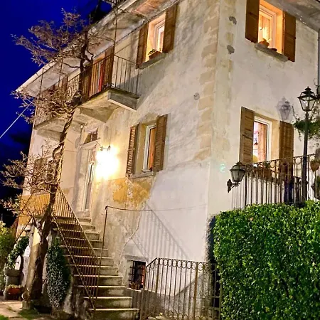 Frühstückspension Moro - Family House