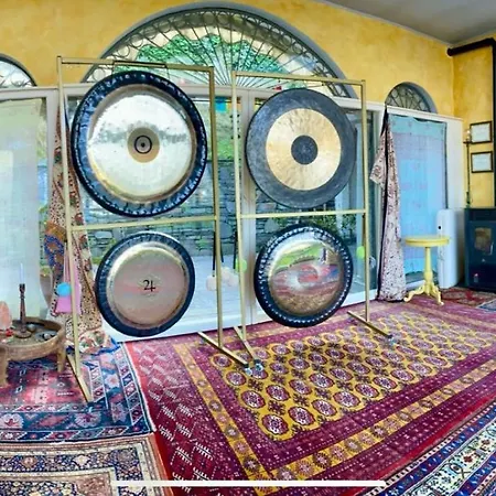 Frühstückspension Moro - Family House Domodossola