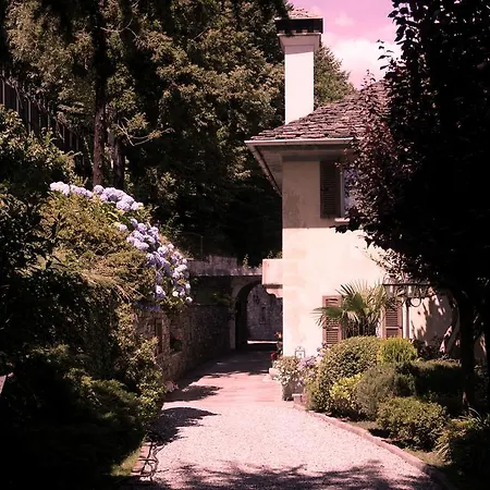 ベッド・アンド・ブレックファスト Moro - Family House ドモドッソラ