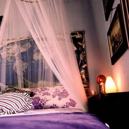 Moro Bed and Breakfast *