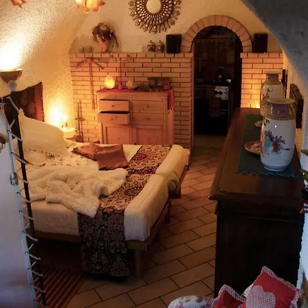 Moro - Family House